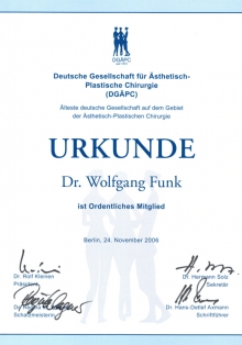 dr funk ist mitglied der deutschen gesellschaft fuer aesthetisch plastische chirurgie dgaepc